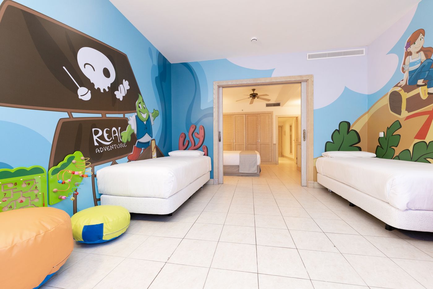 Gran-Castillo-Tagoro-Family---Fun-Playa-Blanca-Room-72