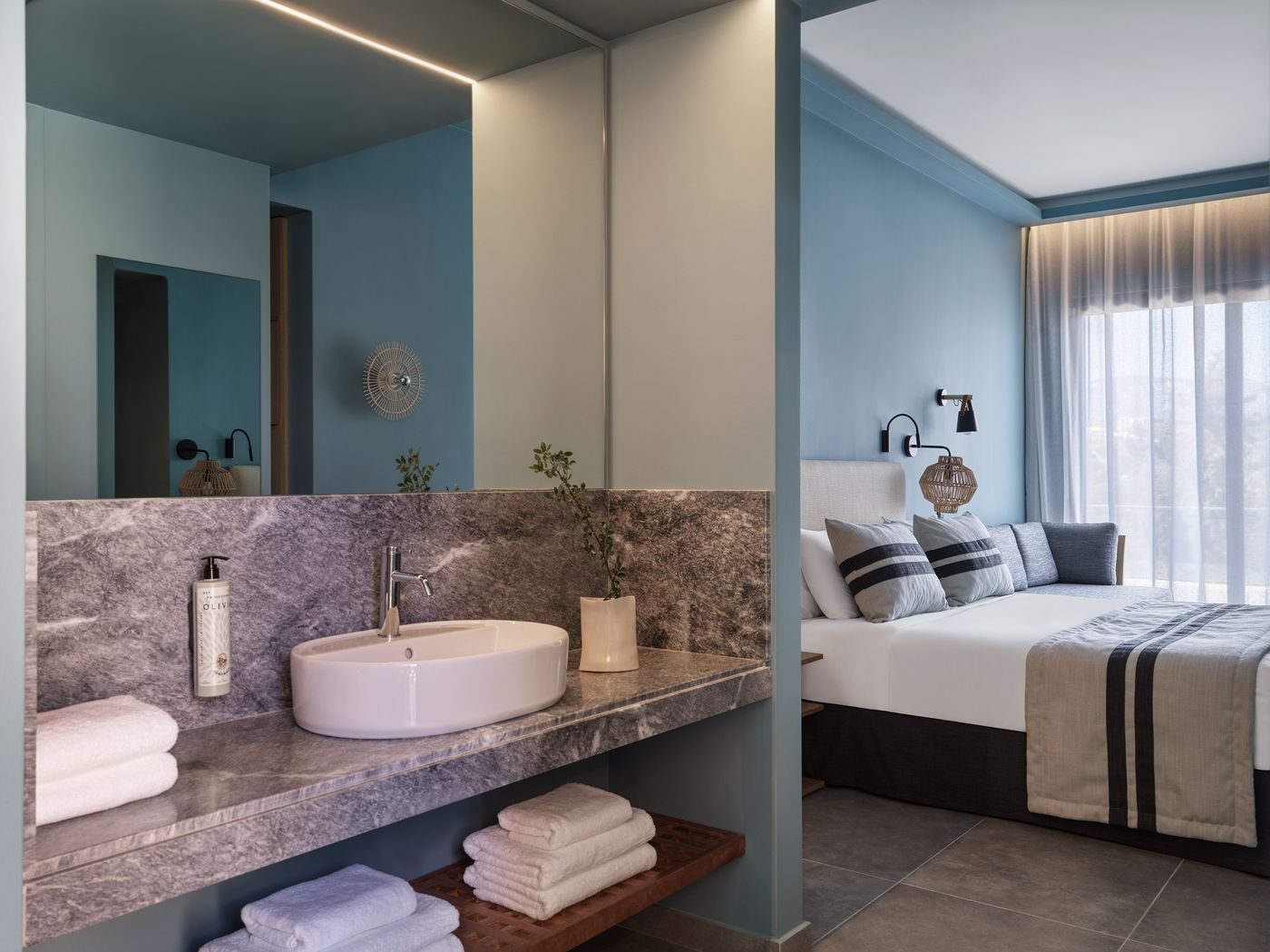 Kalamaki-Beach-Room-25