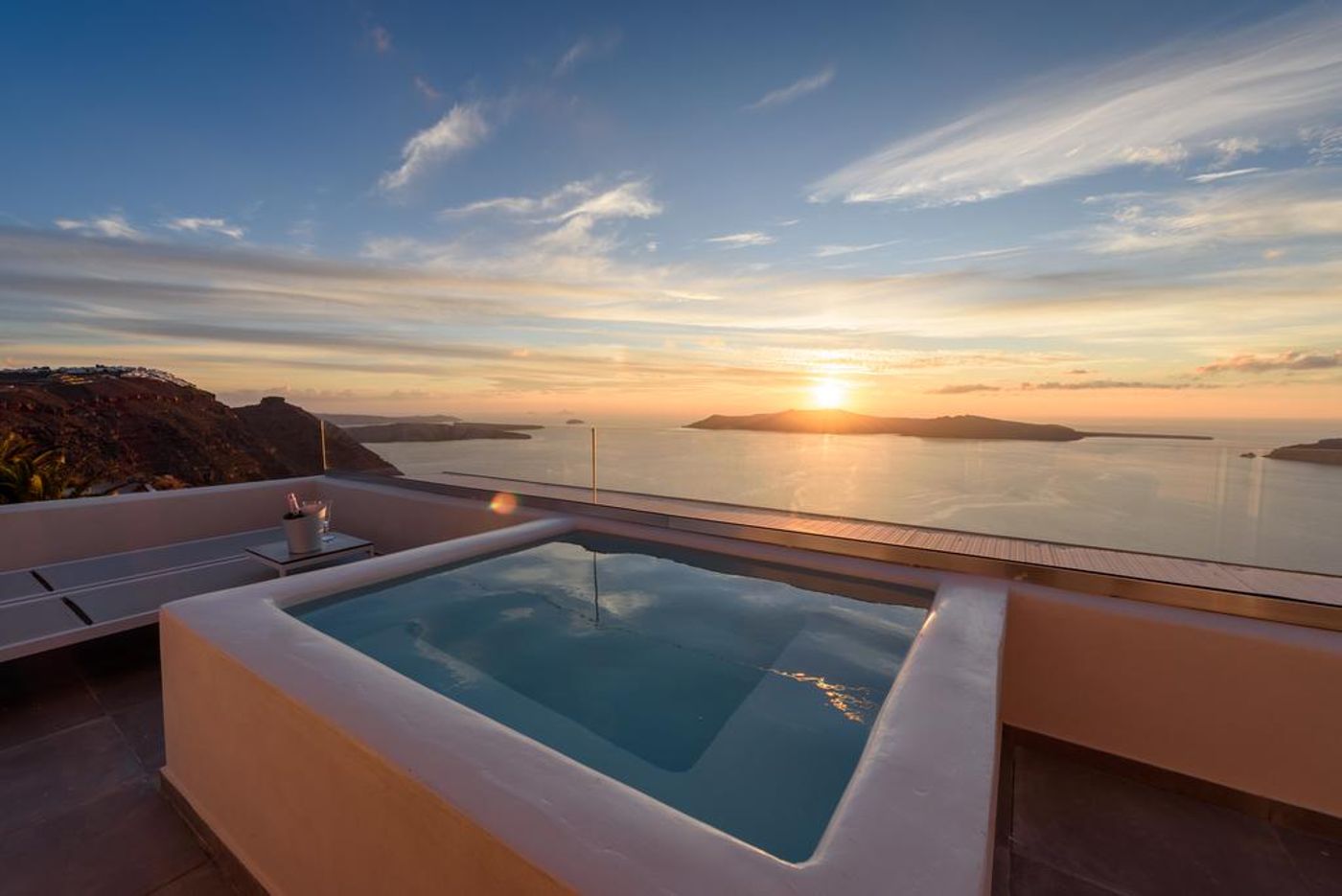 Pantheon Deluxe Villas