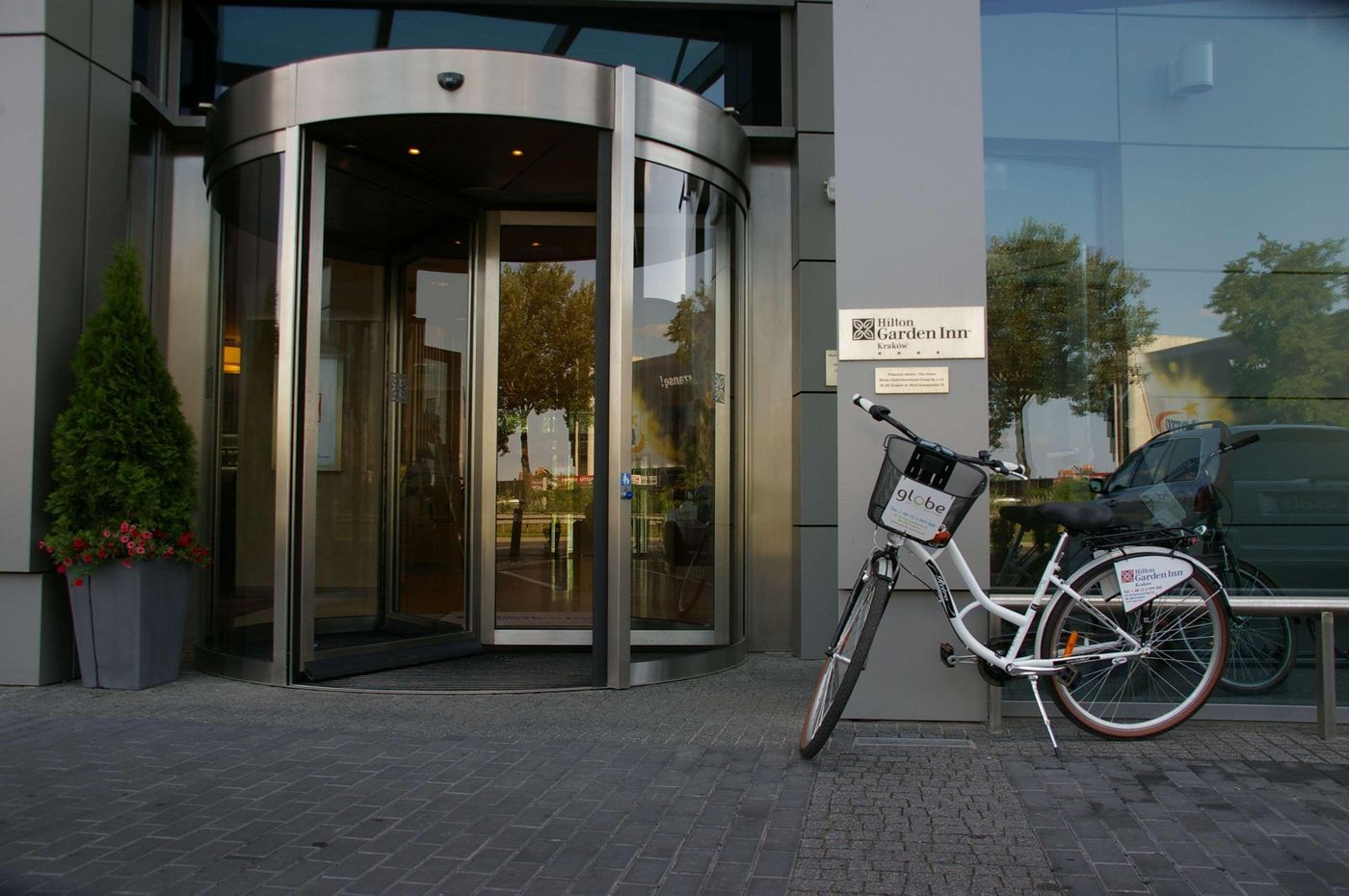 Hilton-Garden-Inn-Krakow-General-view-4