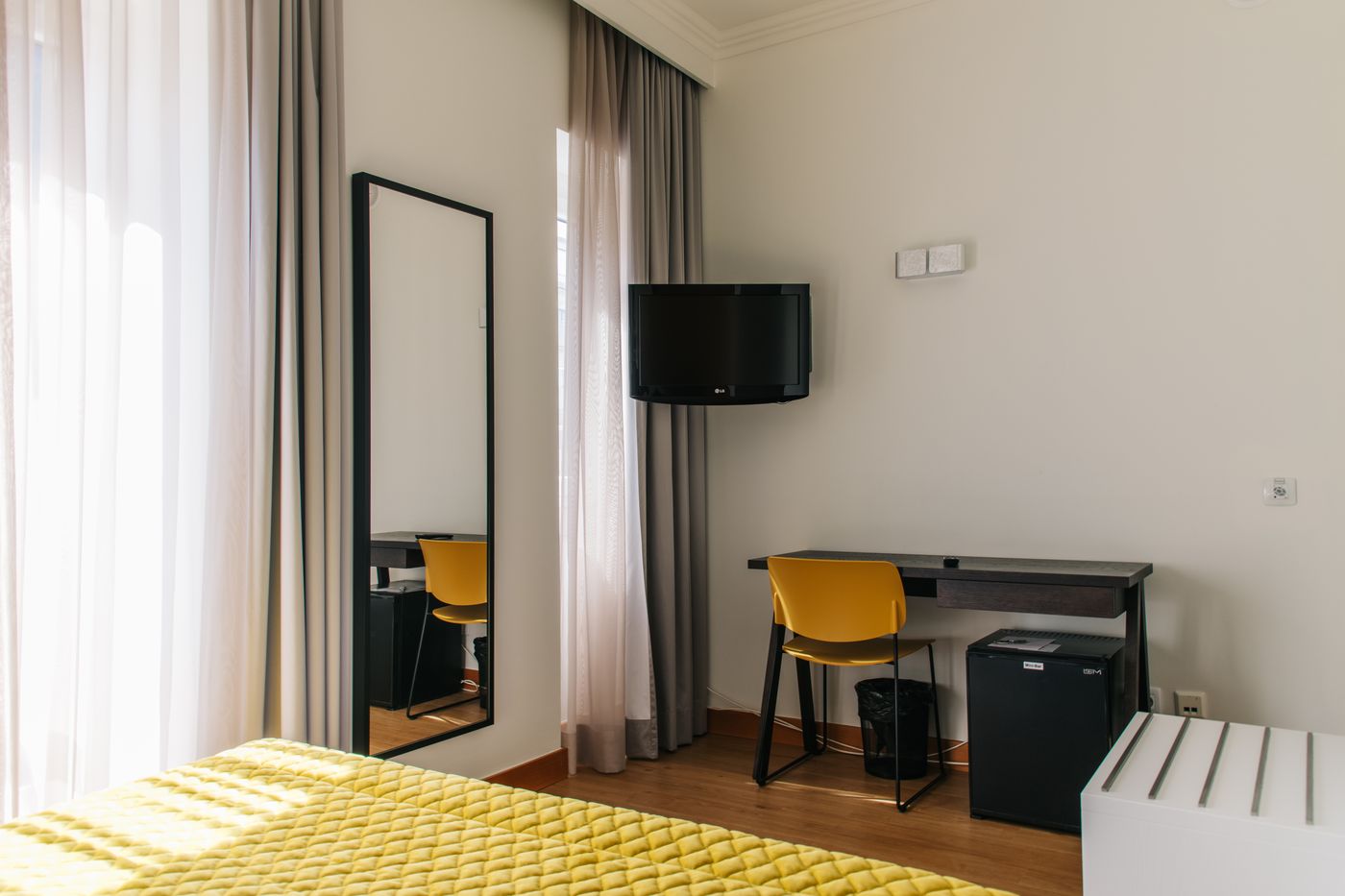 America-Diamonds-Room-23