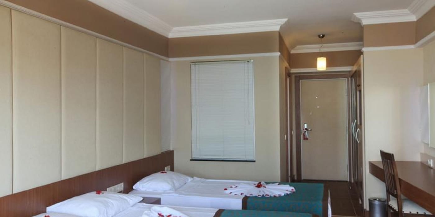 Tac-Premier-Hotel---Spa-Room-32