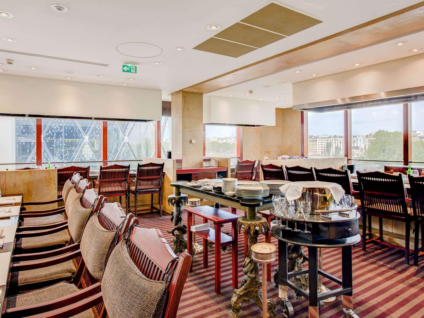 Novotel-Paris-Tour-Eiffel-Restaurant-24