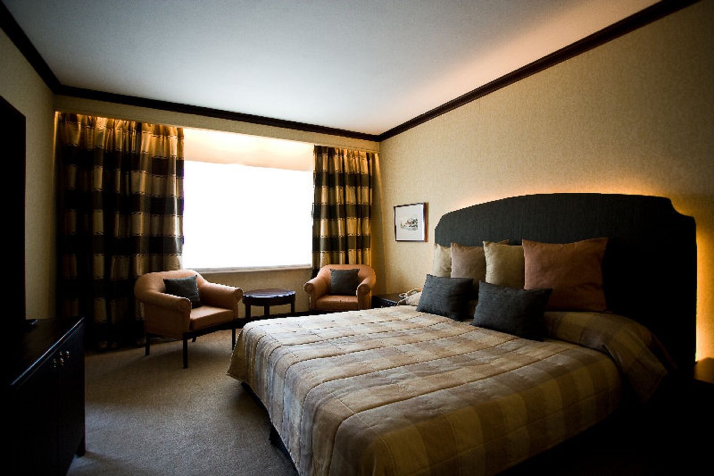 Cinnamon-Lakeside-Colombo-Room-17