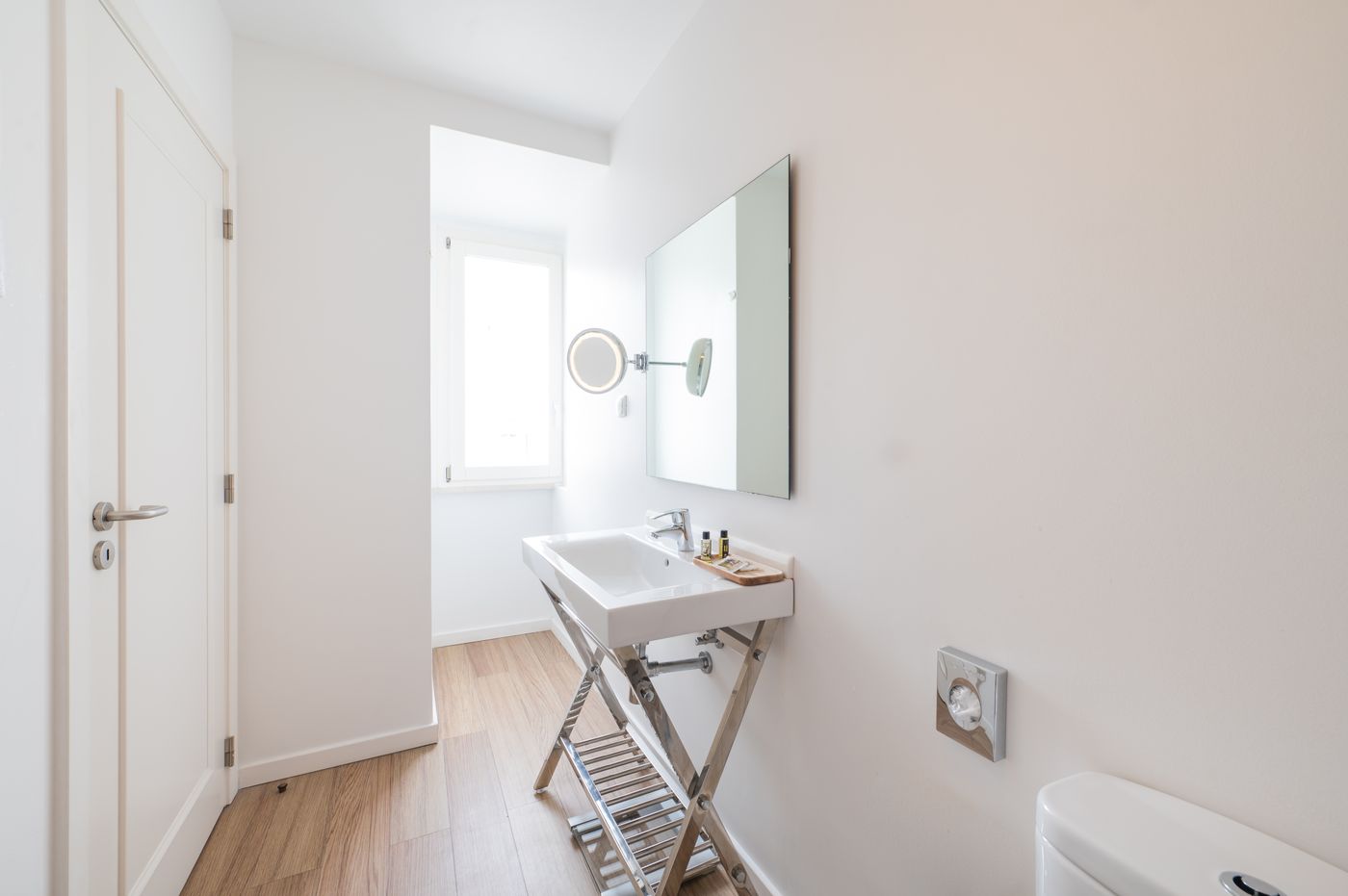 Lisboa-Prata-Boutique-Hotel-Room-26