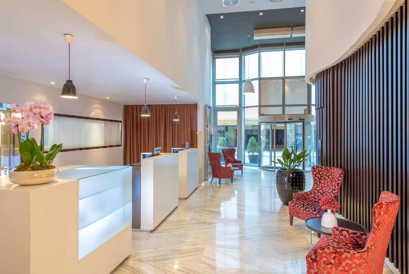 NH-Collection-Budapest-City-Center-Lobby-4