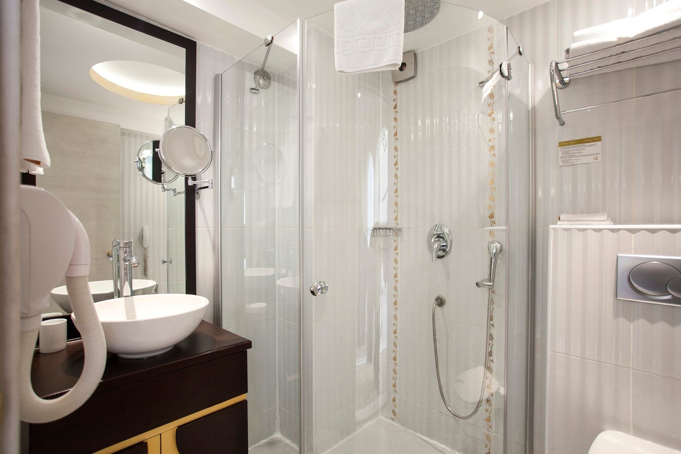 Ottoman Hotel Park - Turkey - Sultanahmet - Room - 6