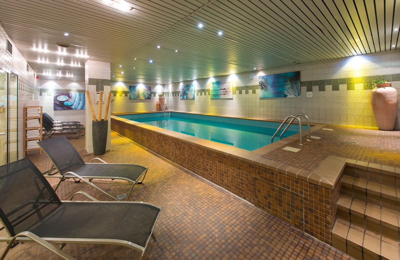 Leonardo-Hotel-Koln-Pool-39