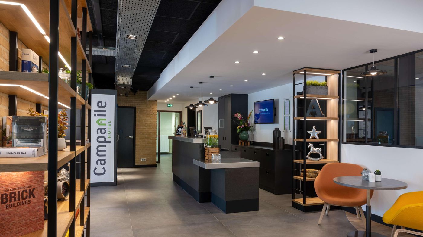 Campanile-Amsterdam-Lobby-12