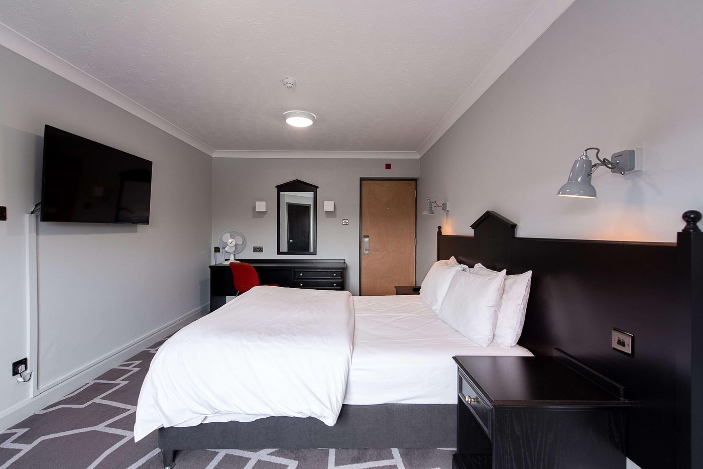 Village Hotel Liverpool-United Kingdom-Liverpool-Room-7