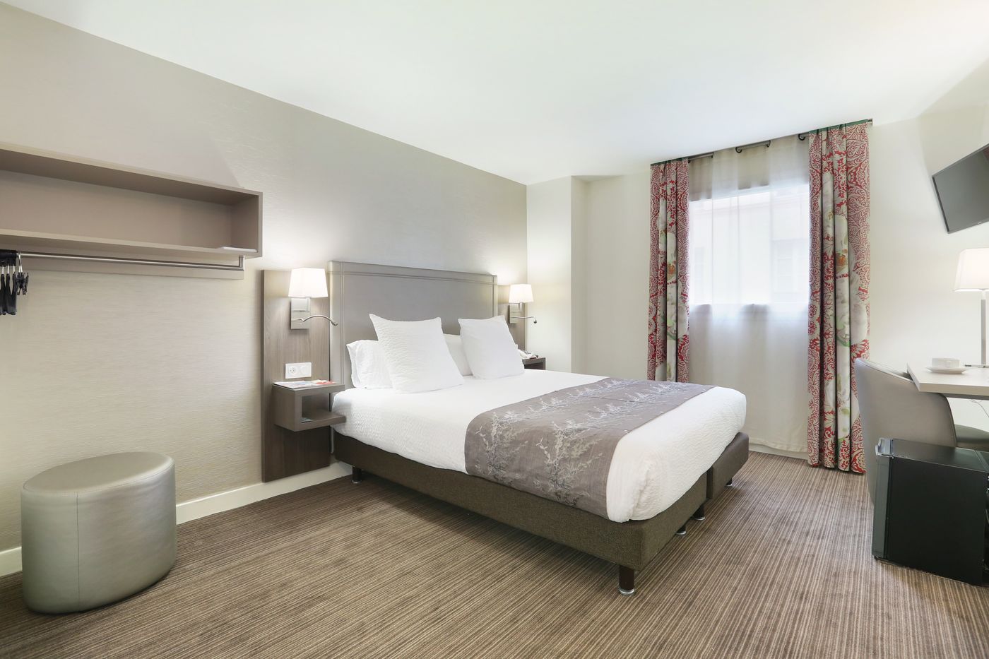 Hotel Beaugrenelle Tour Eiffel-France-Paris-Room-9