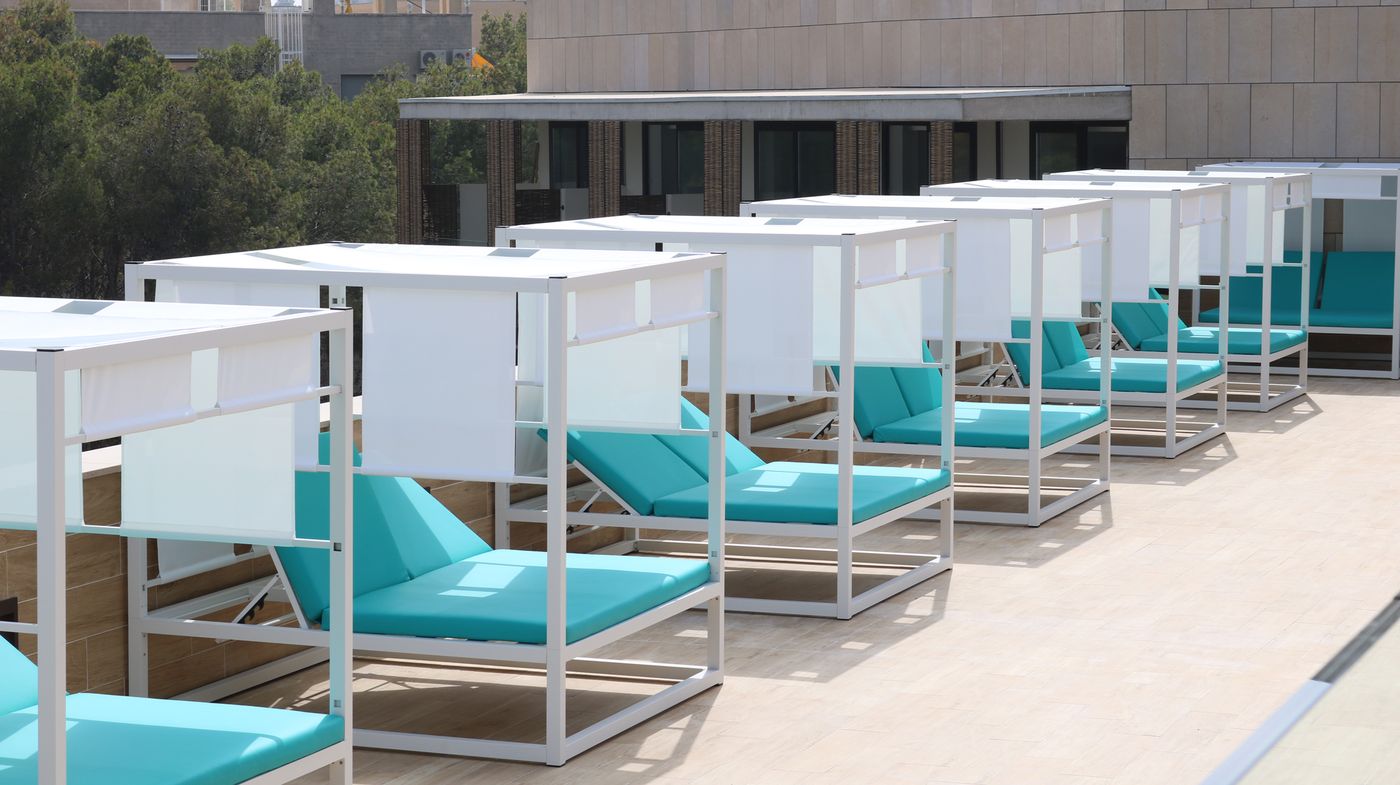 Golden-Costa-Salou---Adults-Only-Pool-11