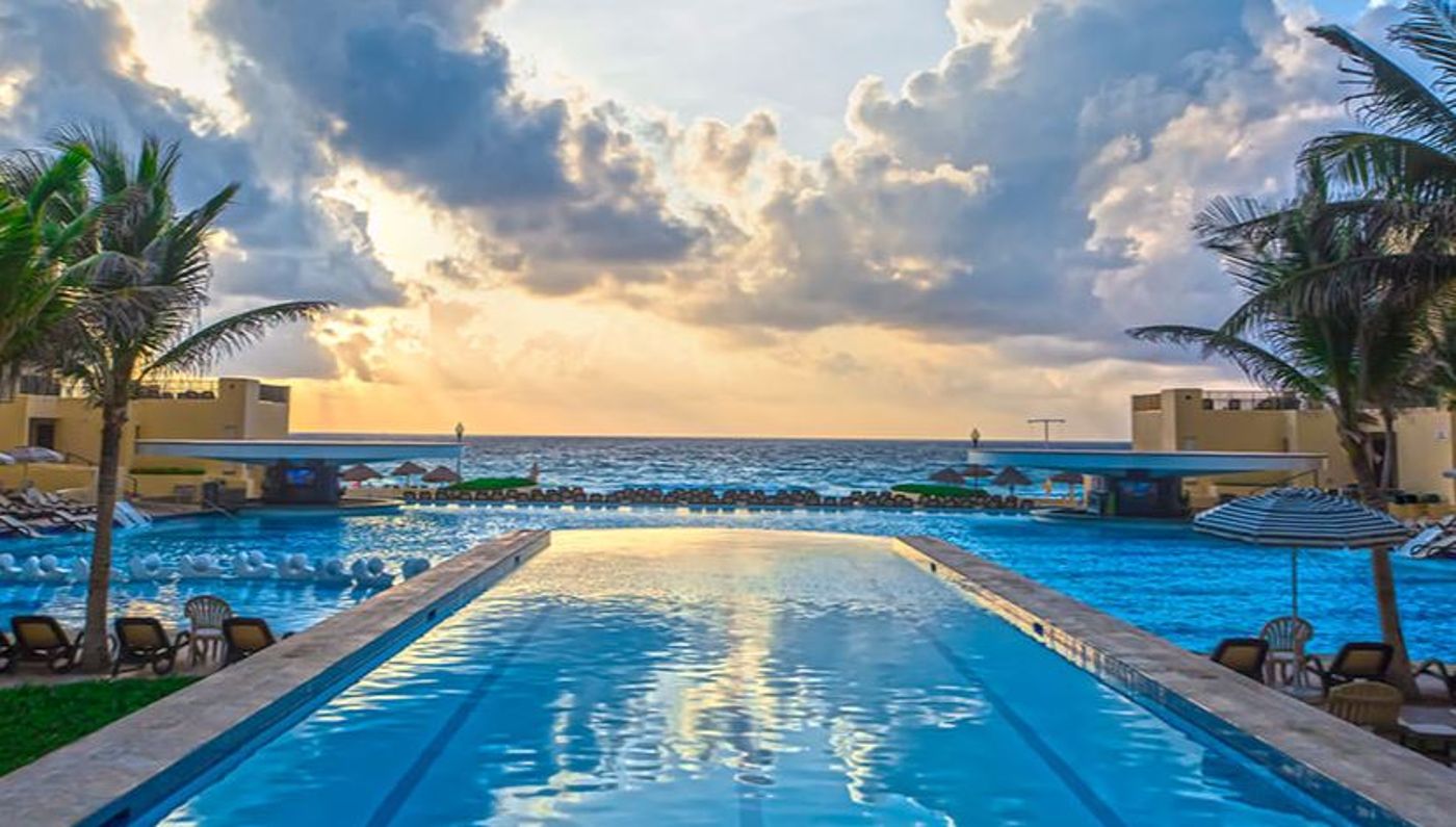 The Royal Sands Resort & Spa