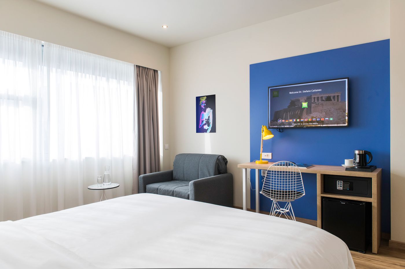 Ibis-Styles-Athens-Routes-Room-18