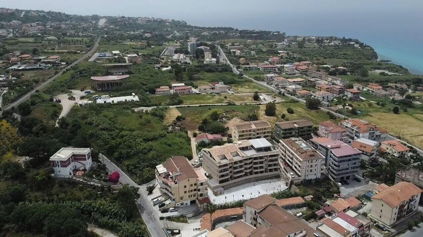 Middle Town Palace-Italy-Tropea-General view-9
