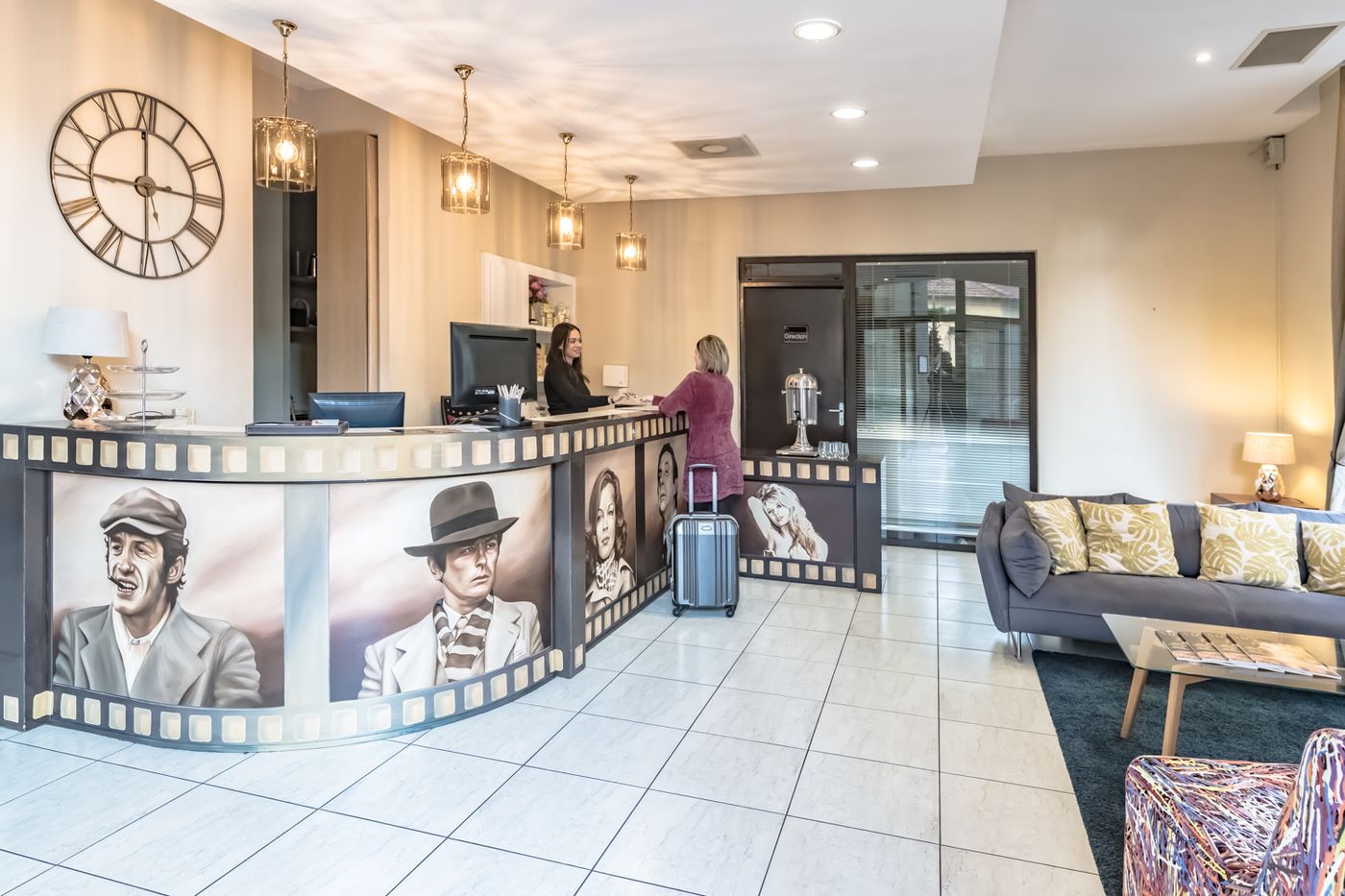 Residence-ExcelSuites-Lobby-46