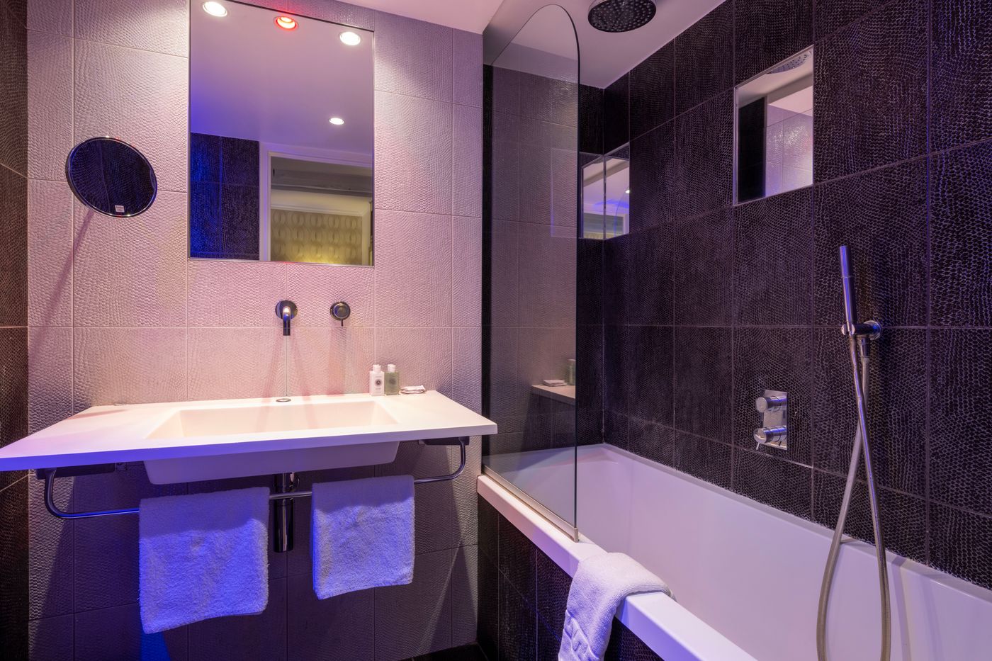 ATN-Hotel-Paris-St-Lazare-Room-33