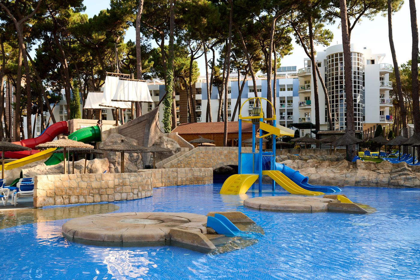 Alua-Sun-Marbella-Park-Pool-2