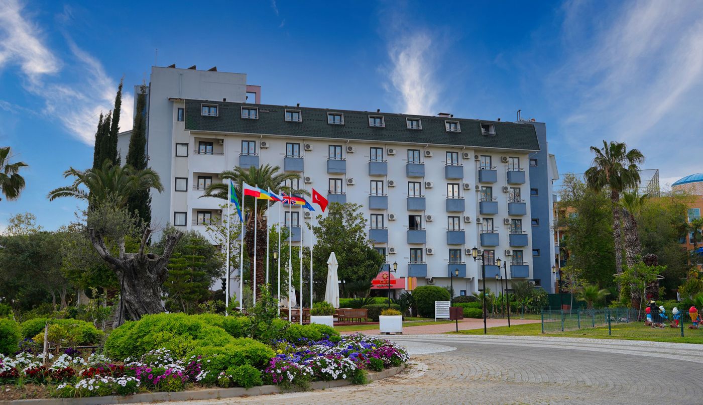 Club-Aqua-Plaza-General-view-18