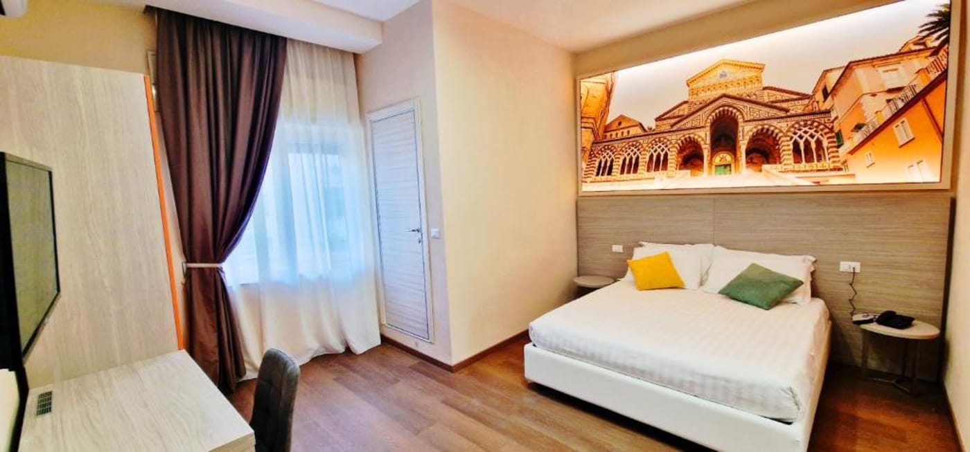 The Sun Hotel Boutique - Italy - Napes - Room - 4