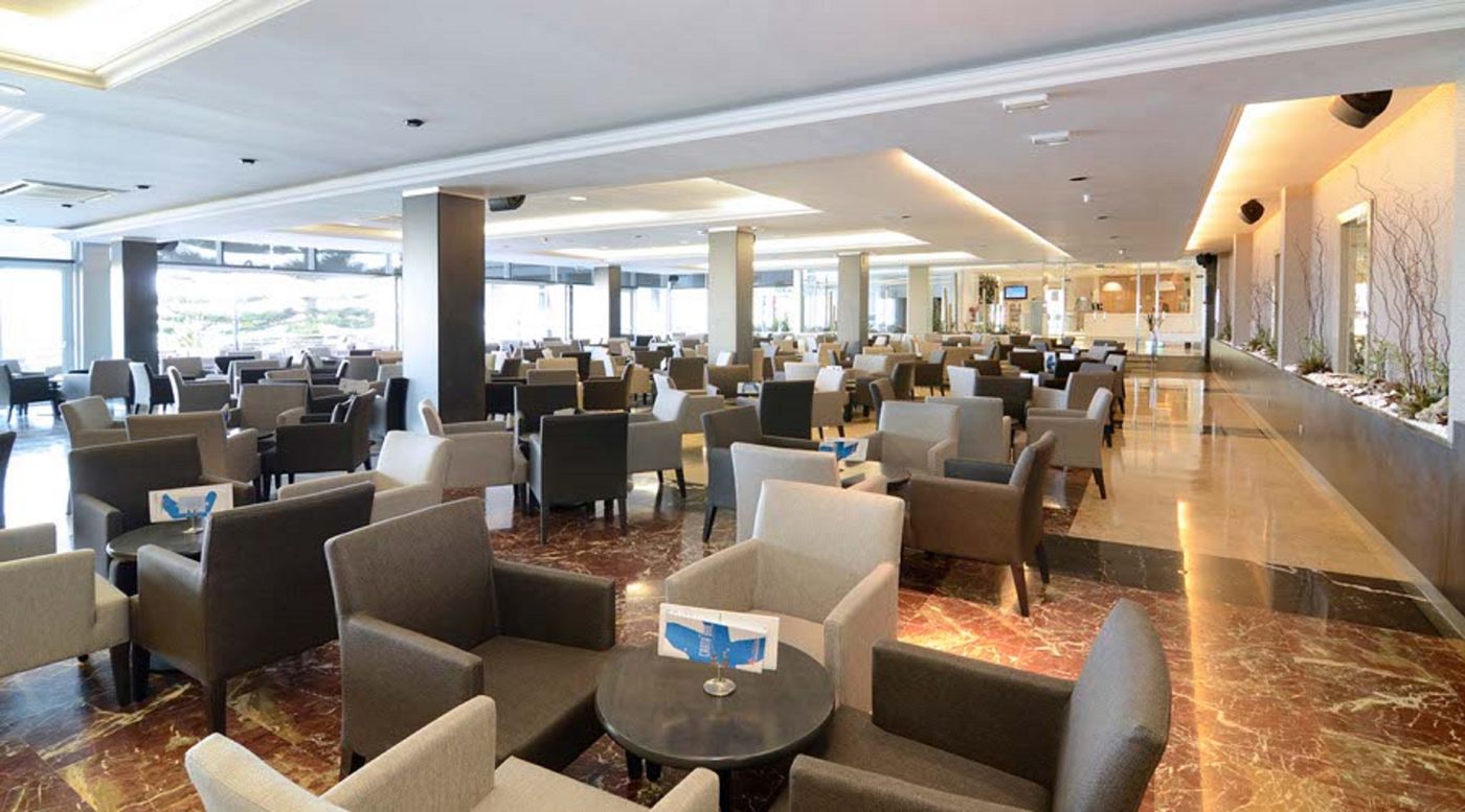 Medplaya-Riviera---Adults-Recommended-Bar-24