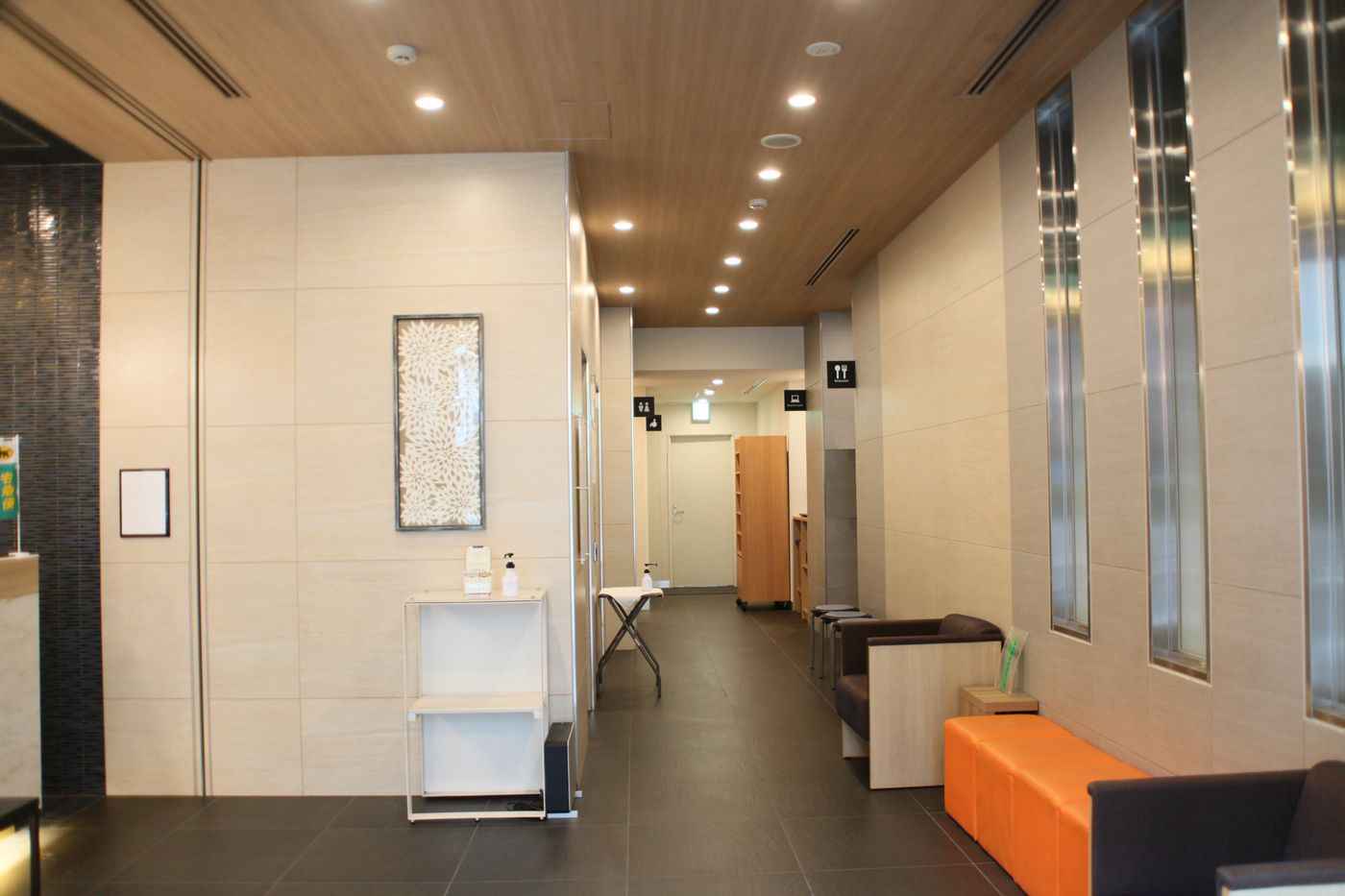 Rembrandt Style Tokyo Nishikasai Grande-Japan-TOKYO-Lobby-9