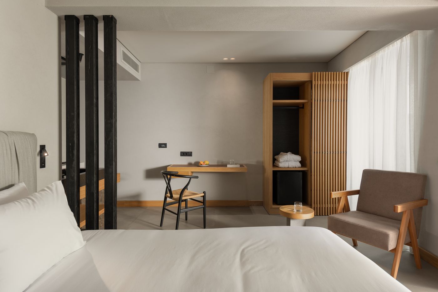 Ikones-Seafront-Luxury-Suites---Adults-Only-Room-17