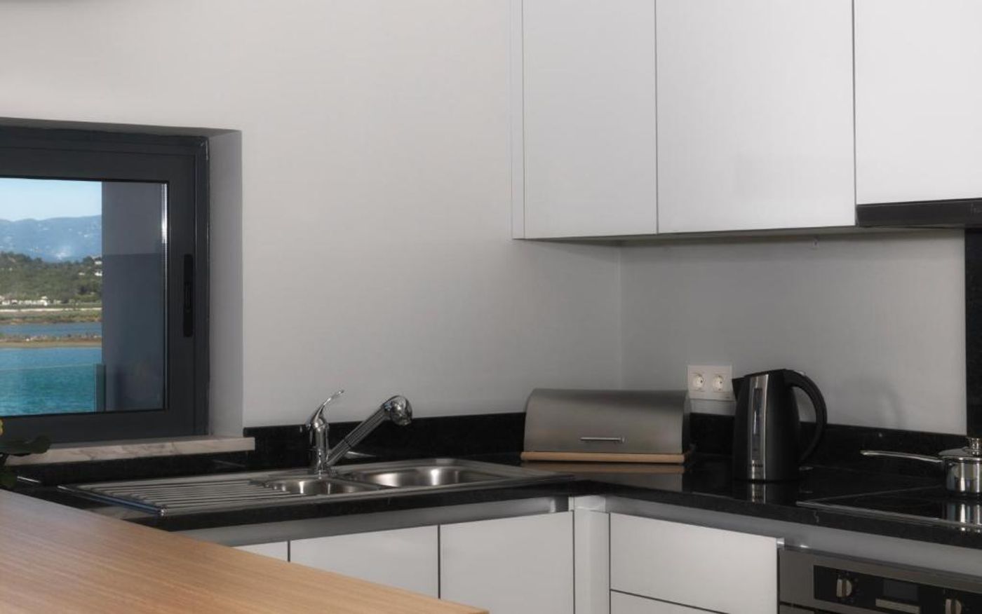 Agua-Hotels-Riverside-Resort---Spa-Room-20