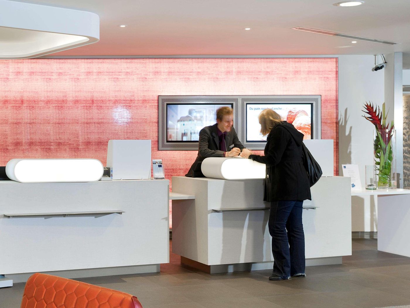 Novotel-Brussels-City-Centre-General-view-21