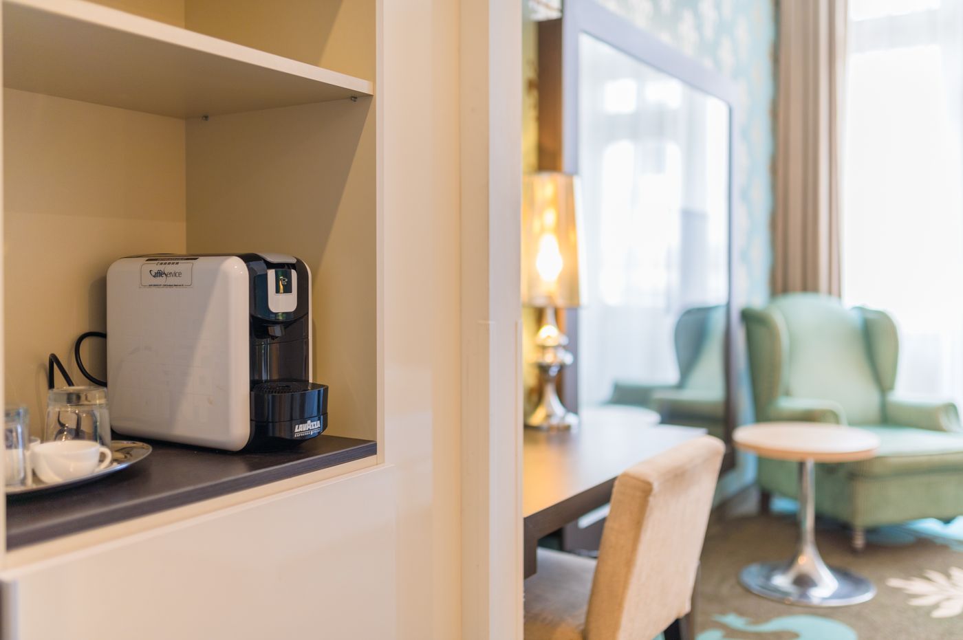 La-Prima-Fashion-Hotel-Room-40