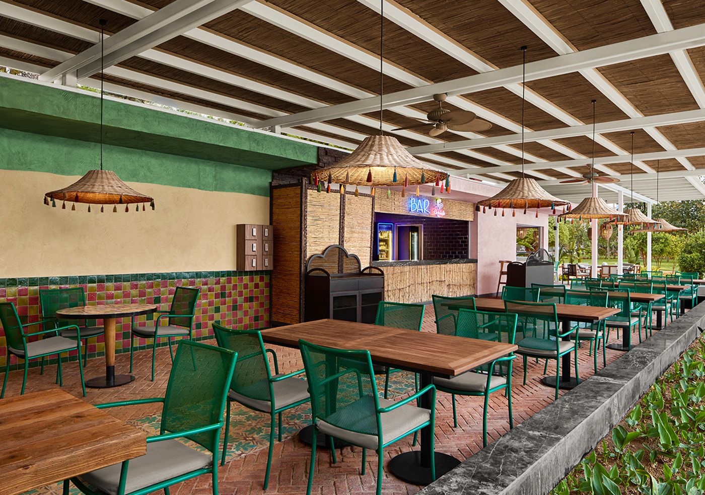 Akra-V-Restaurant-31