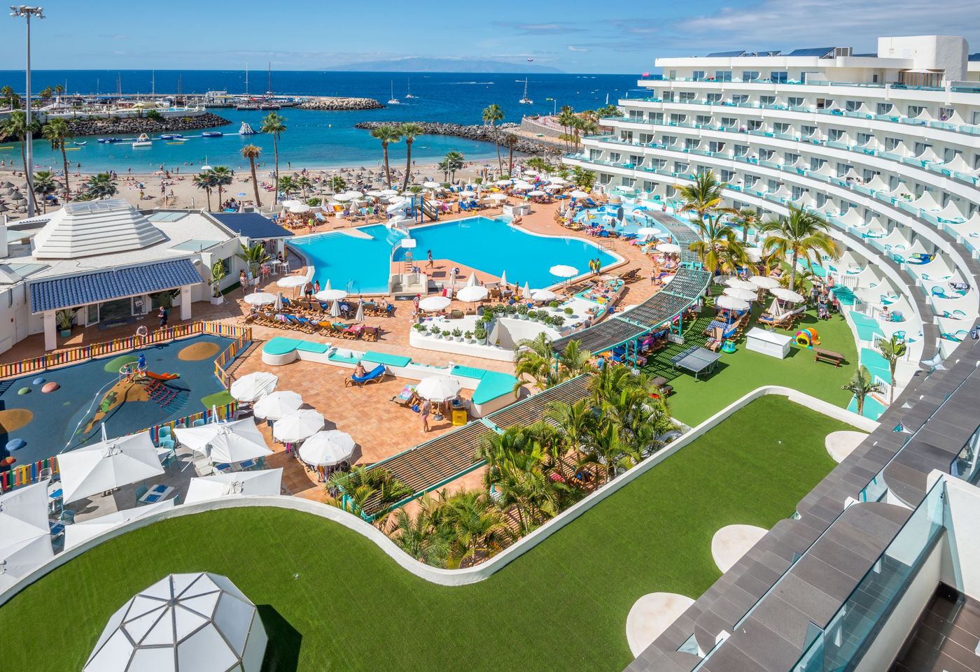 Hovima La Pinta Beachfront Family Hotel