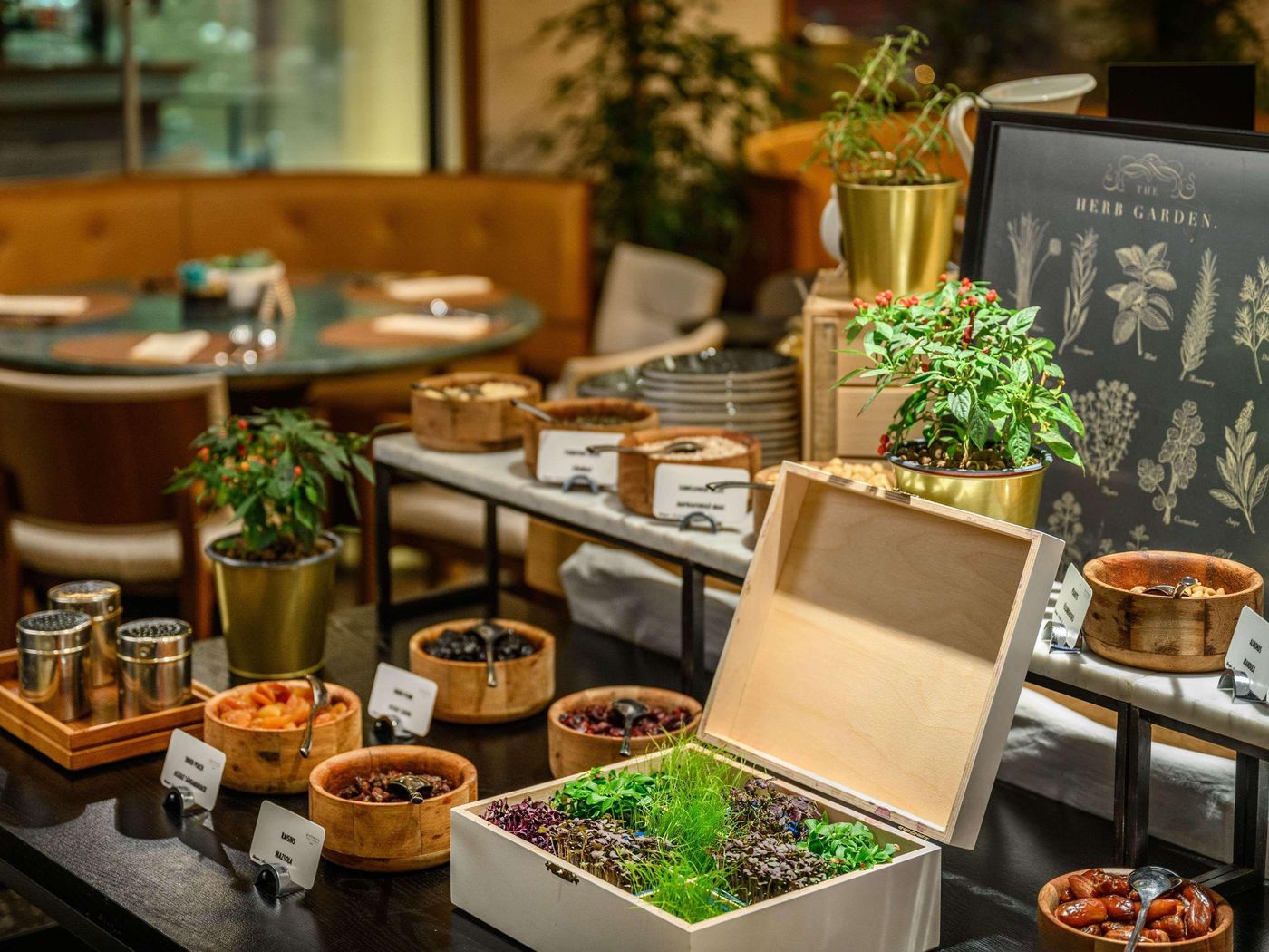 Pullman-Budapest-Restaurant-71