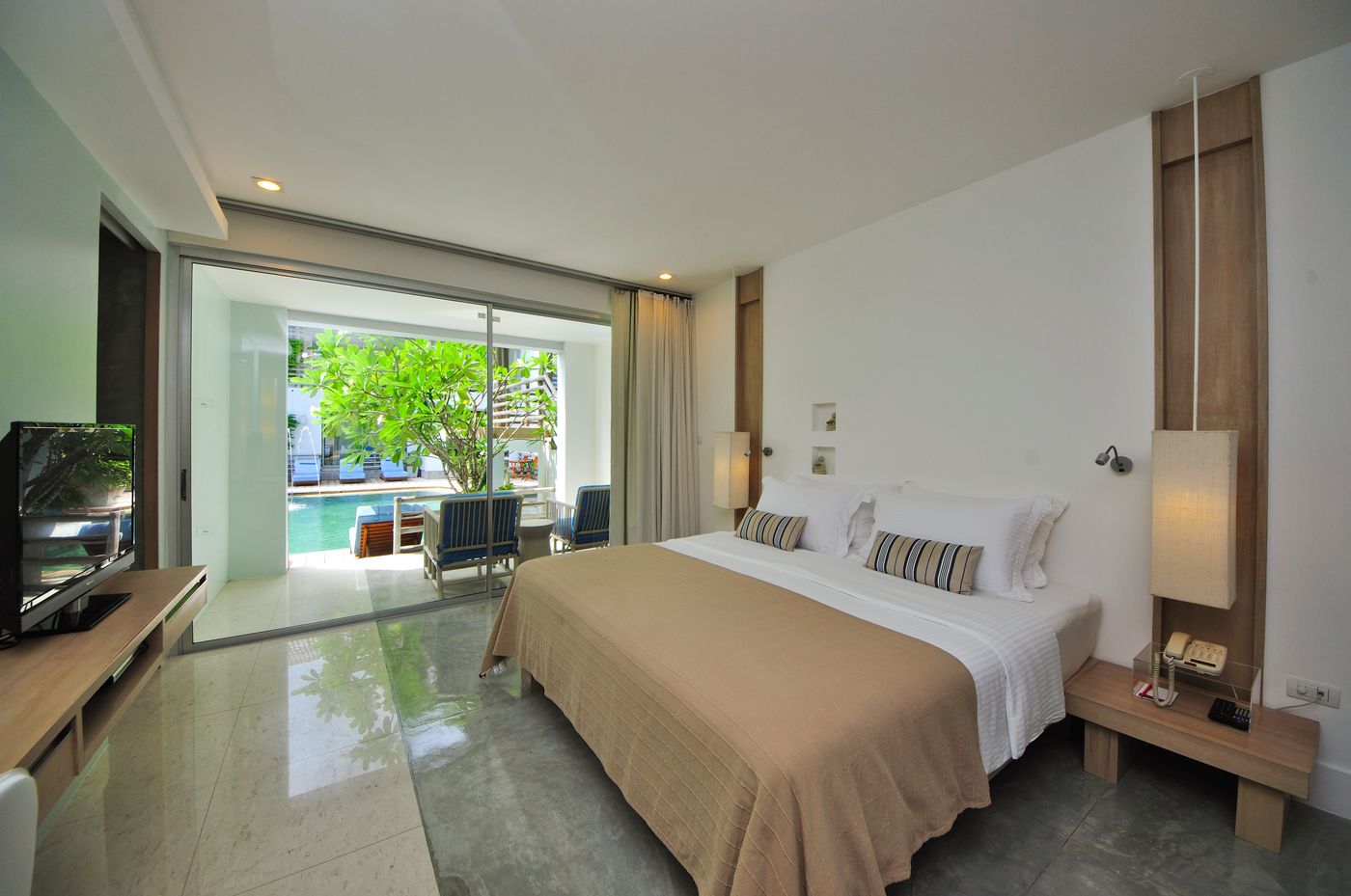 Ramada-by-Wyndham-Phuket-Southsea-Room-23