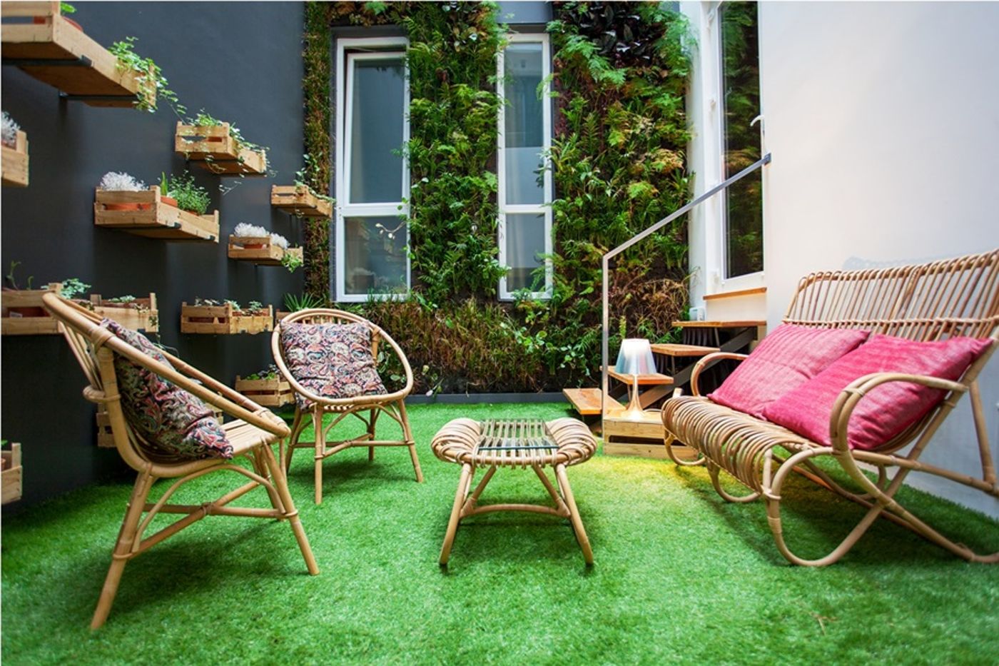 Internacional-Design-Hotel-Terrace-29