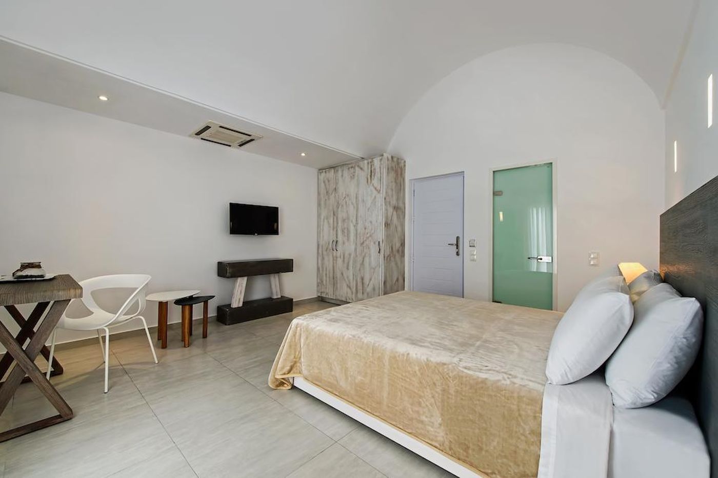 Cavo-Bianco-Hotel-Room-15