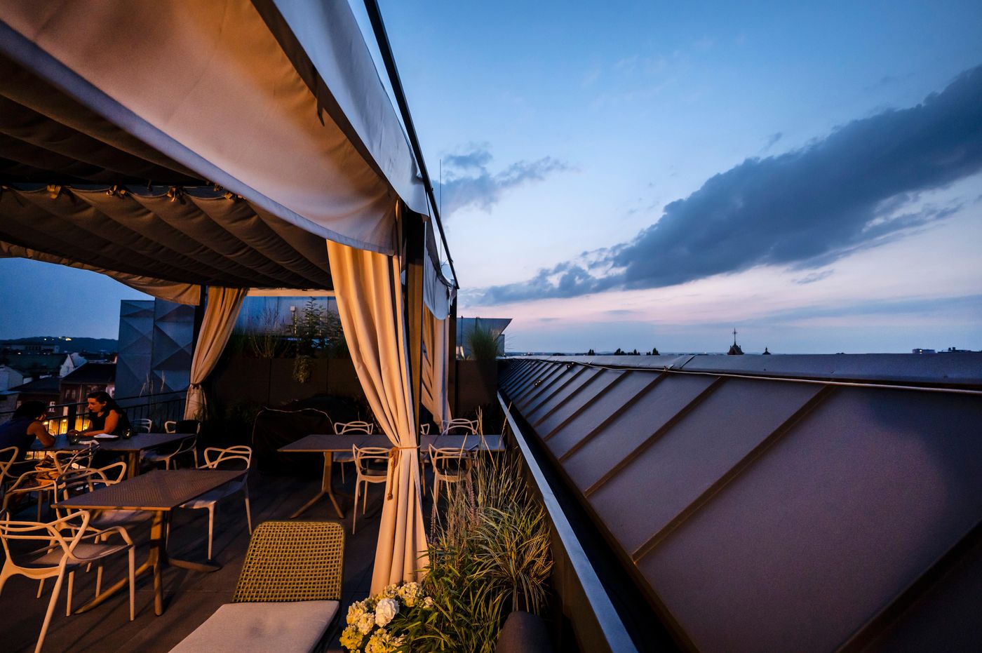 Hotel-Indigo-Krakow-Old-Town-Restaurant-57