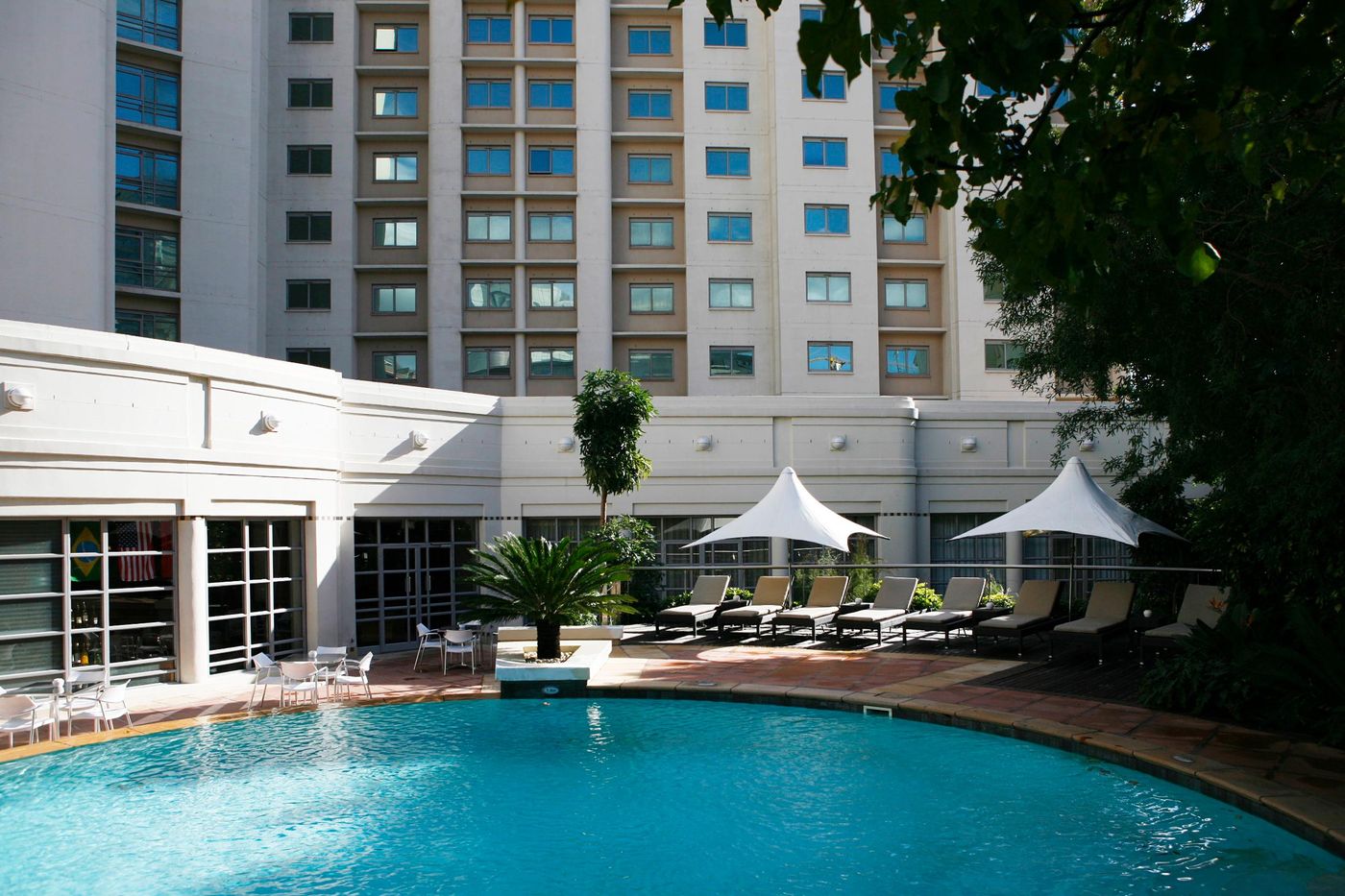 Southern-Sun-Cape-Town-Waterfront-Pool-6