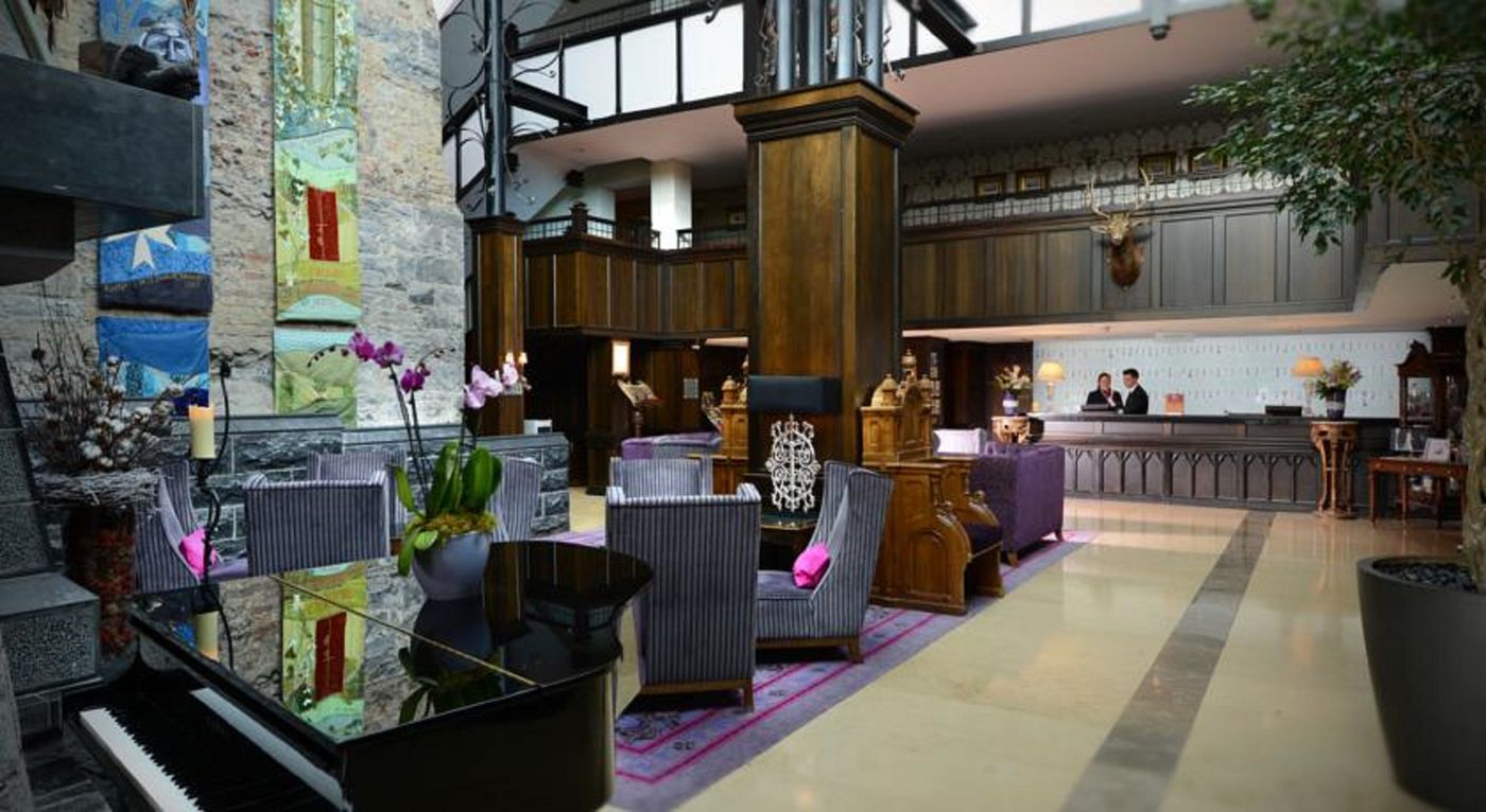 Clontarf-Castle-Lobby-8