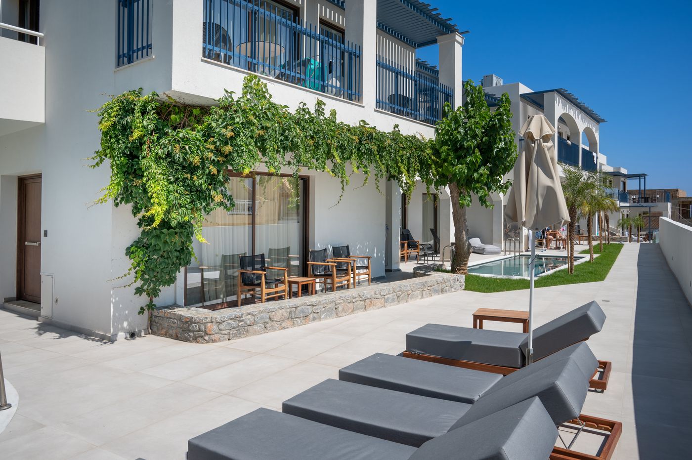 Mika-Villas-General-view-15