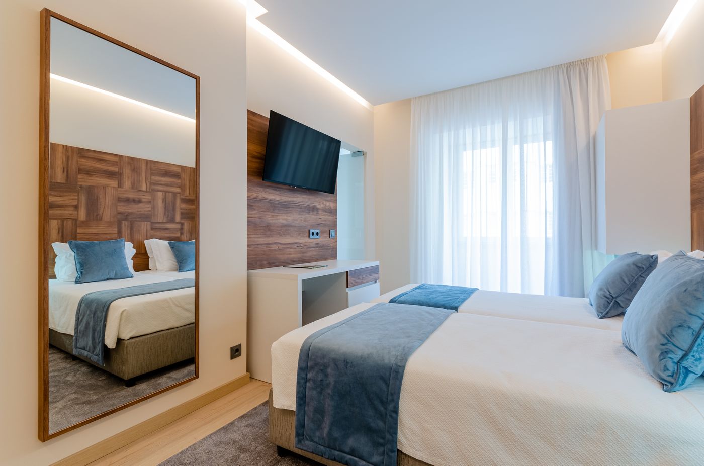 Hotel-Avenida-Park-Room-18