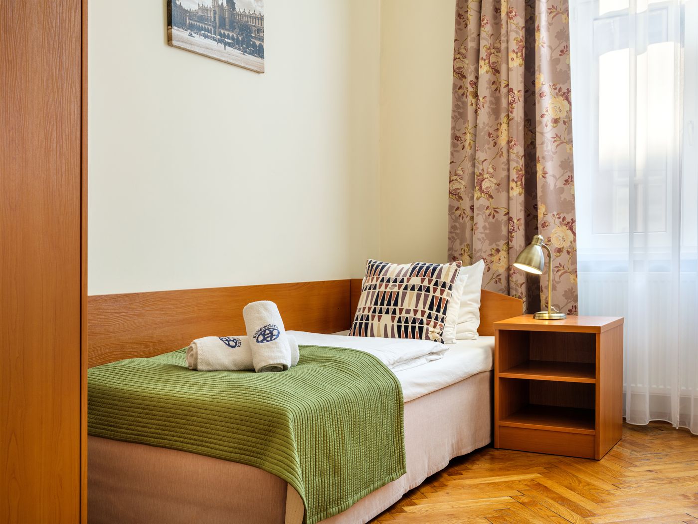Kosmopolita-Rooms---Apartments-Room-24