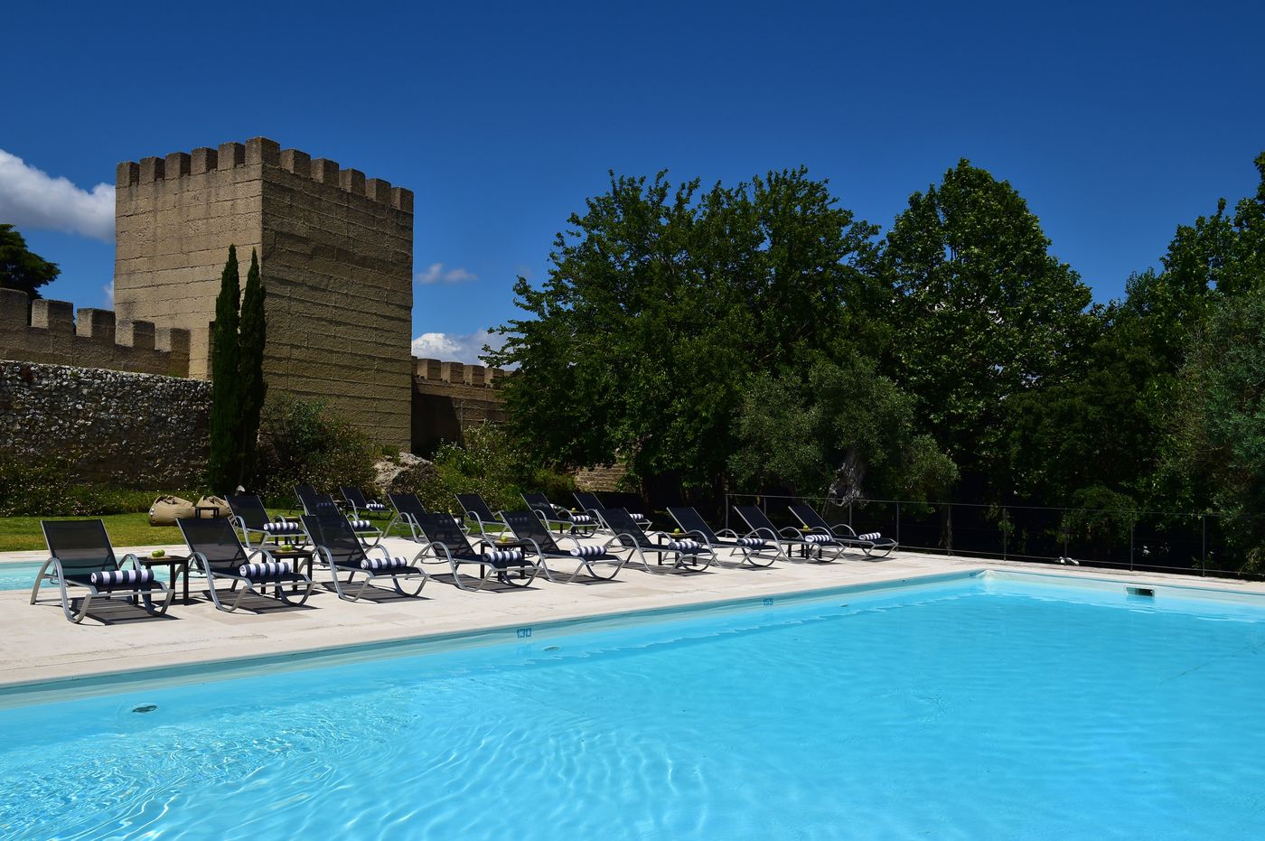 Pousada-Castelo-de-Alcacer-do-Sal-Pool-39