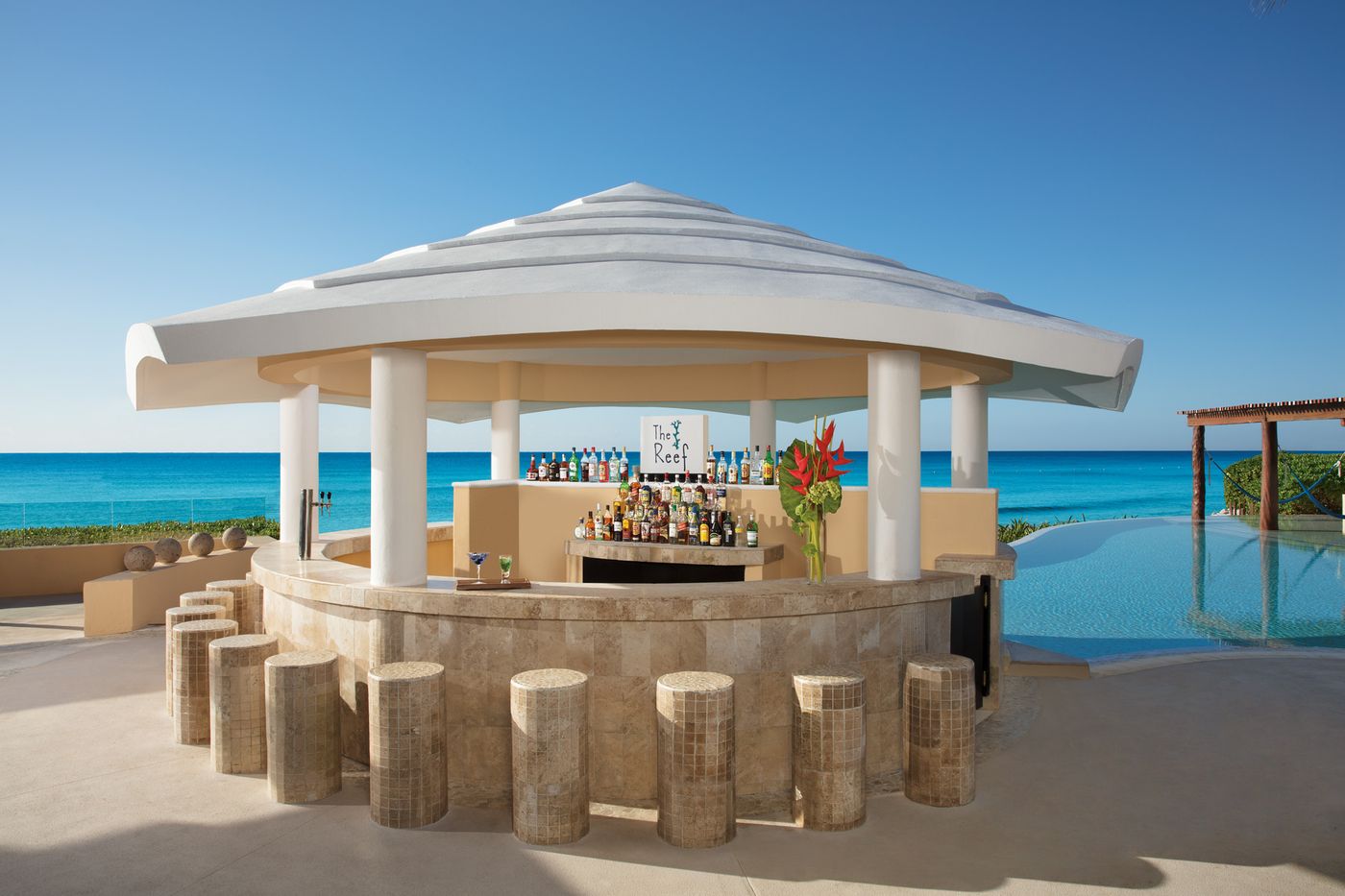 Dreams-Jade-Resort---Spa-Bar-17