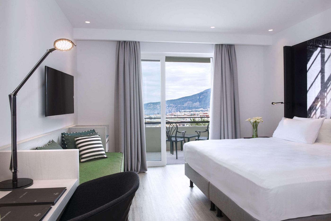 Hilton-Sorrento-Palace-Room-25