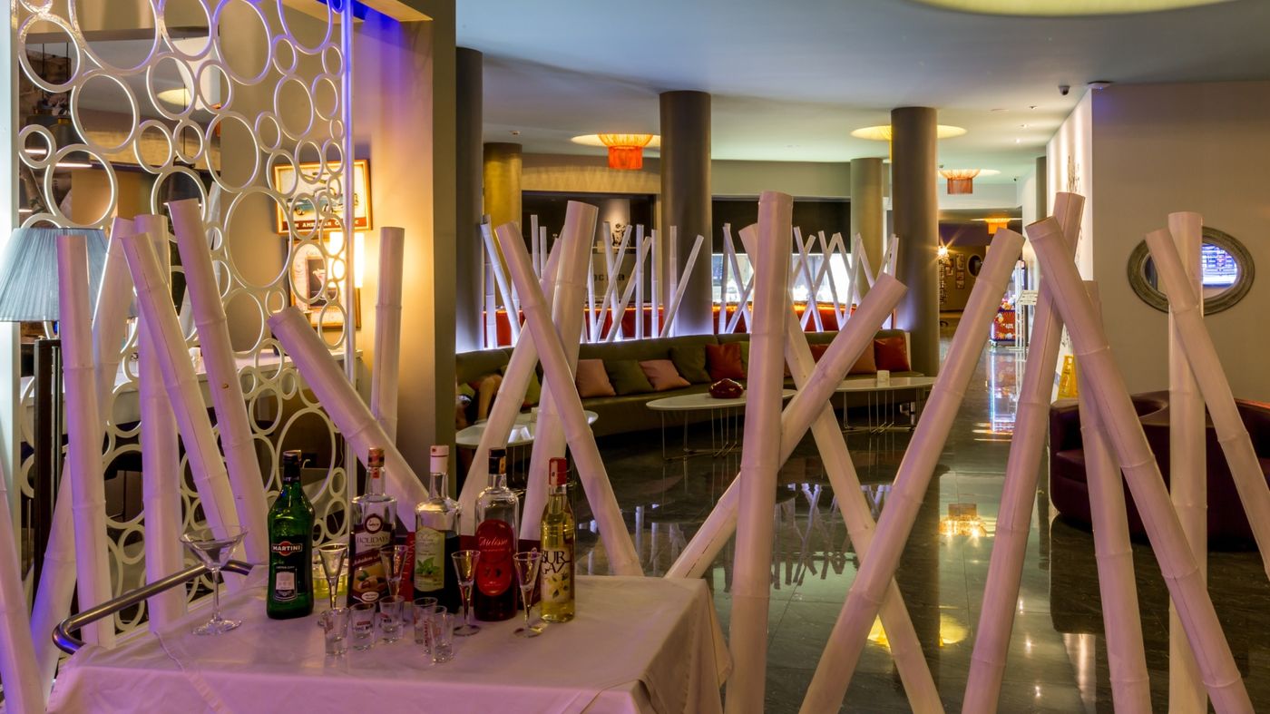 Cosmopolitan-Resort-Hotel-Restaurant-18