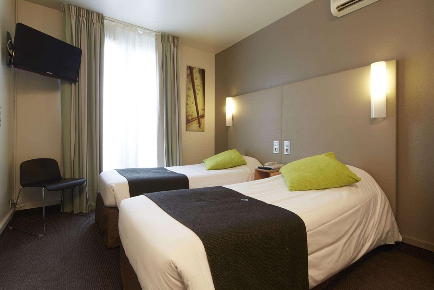 Campanile-Paris14-Maine-Montparnasse-Room-23