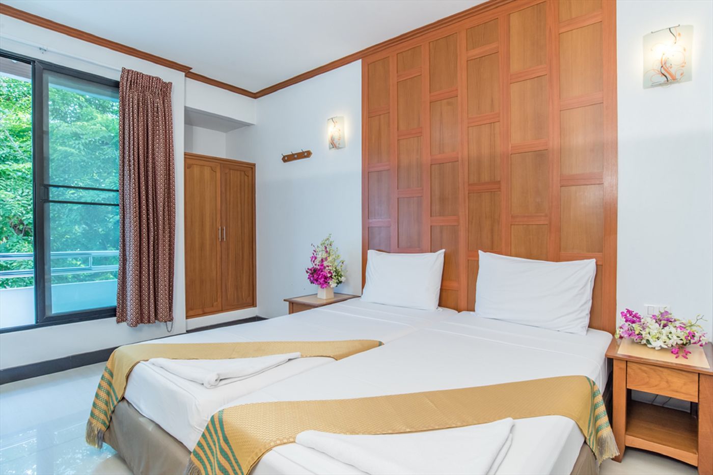 New-Siam-II-Guest-House-Room-5