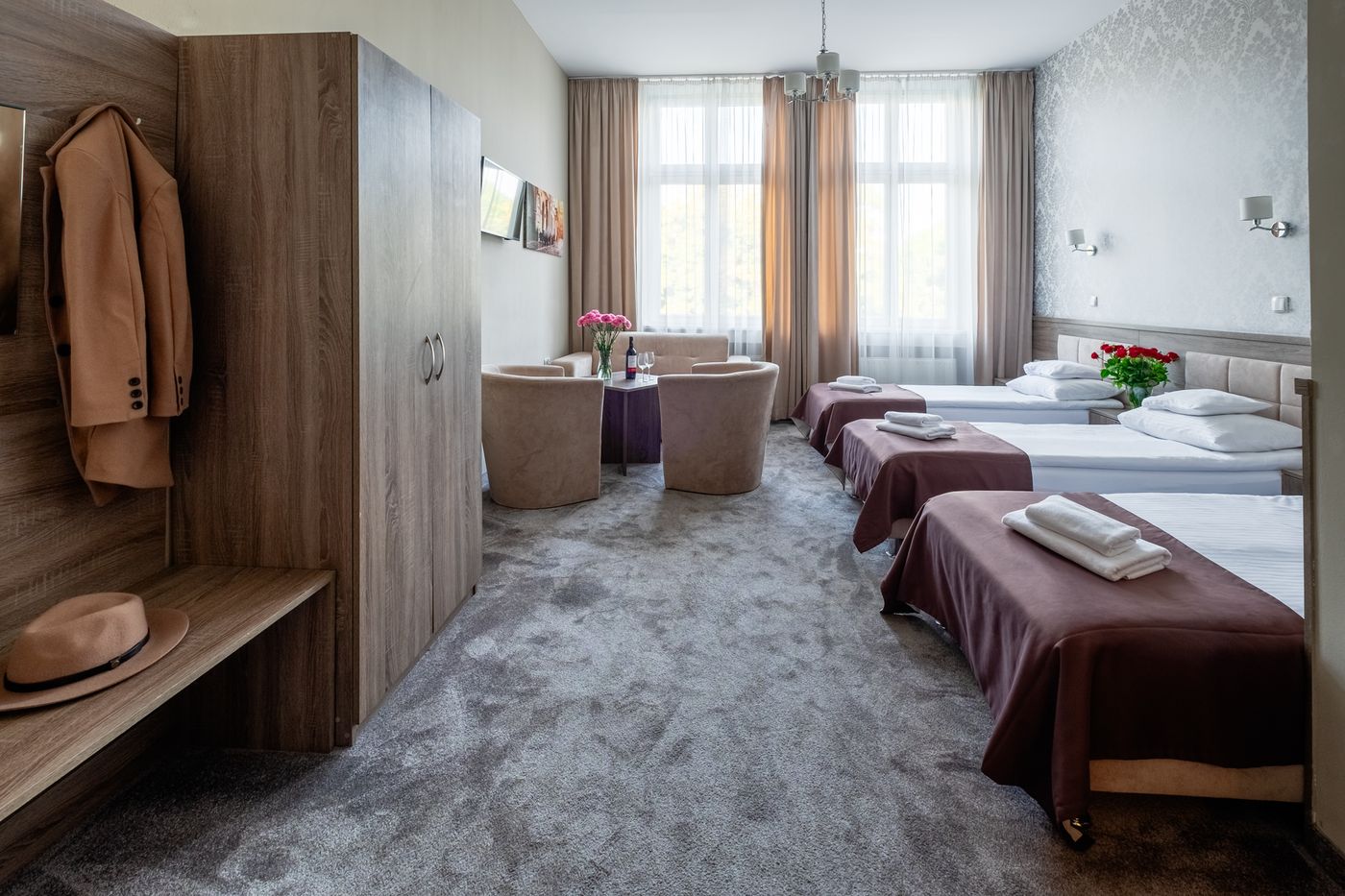 Maximum-Poland-KRAKOW-Room-7