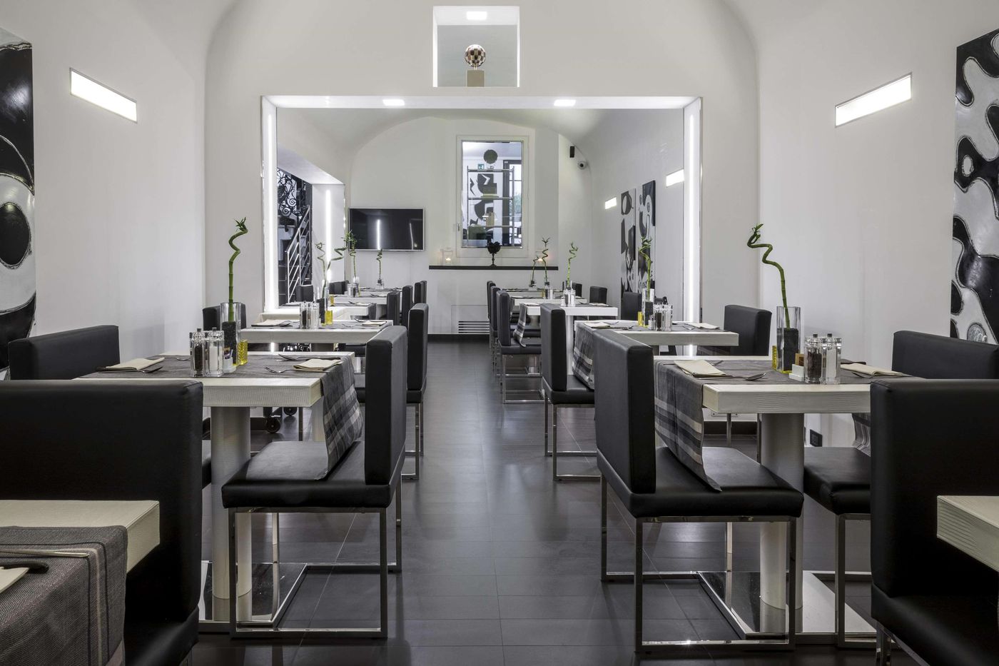 Lhp-River-Boutique-Hotel---Spa-Restaurant-37